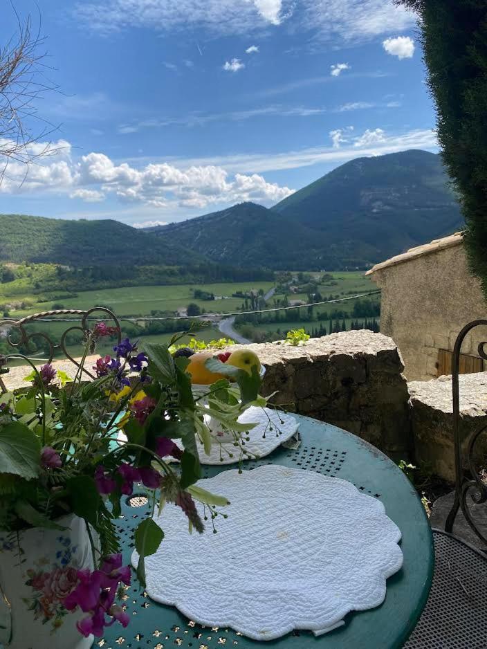 Les Magnolias Hotel Montbrun-les-Bains Exterior photo